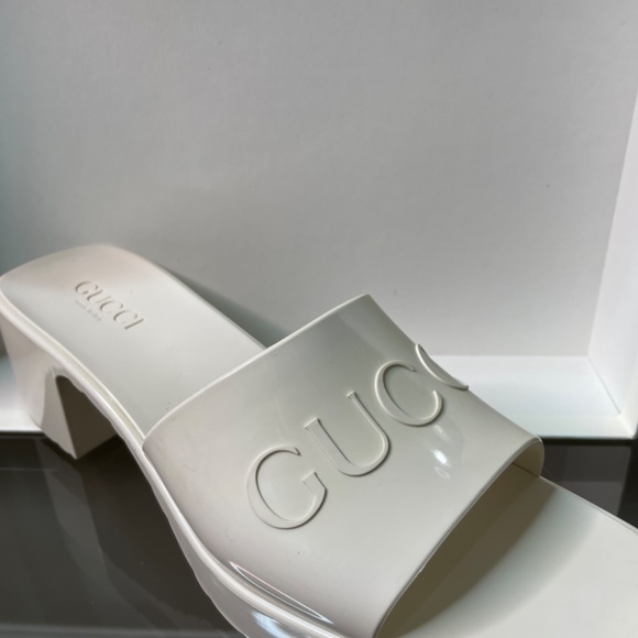Gucci rubber block heel White rubber (item still available) - Picture 6 of 11